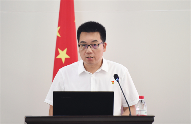 李军.jpg
